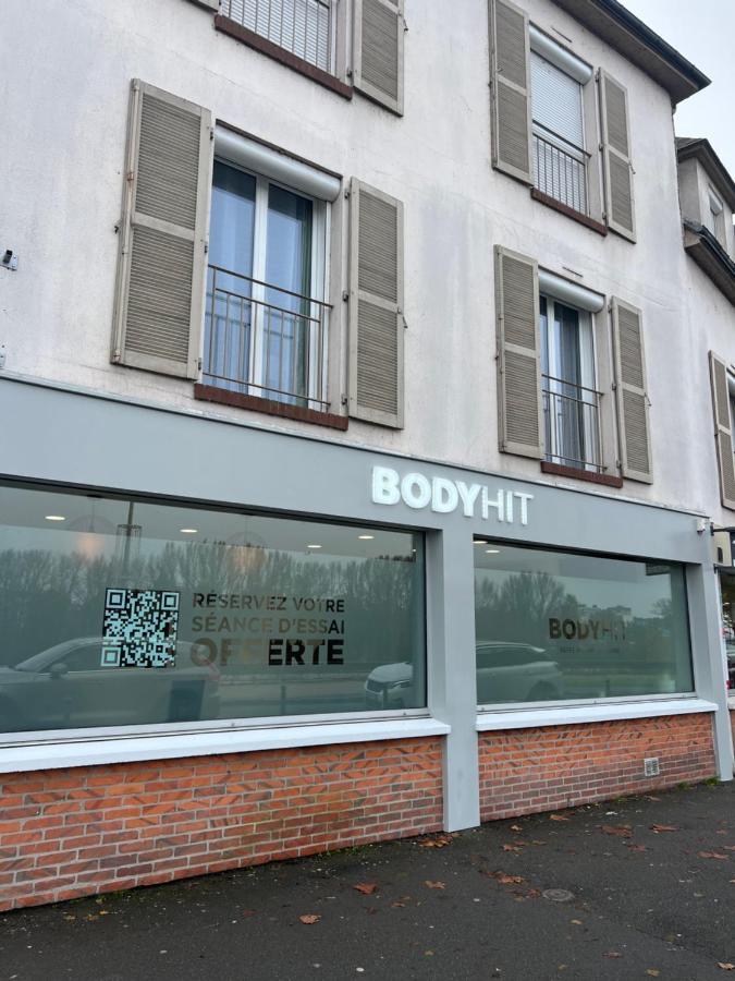 Cosy Loire, T2 Neuf, Front De Loire ,Vue Cathedrale,5Min A Pied Centre Ville Et Parking Prive Orleans Exterior photo