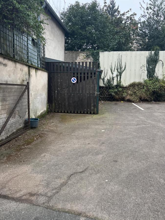 Cosy Loire, T2 Neuf, Front De Loire ,Vue Cathedrale,5Min A Pied Centre Ville Et Parking Prive Orleans Exterior photo